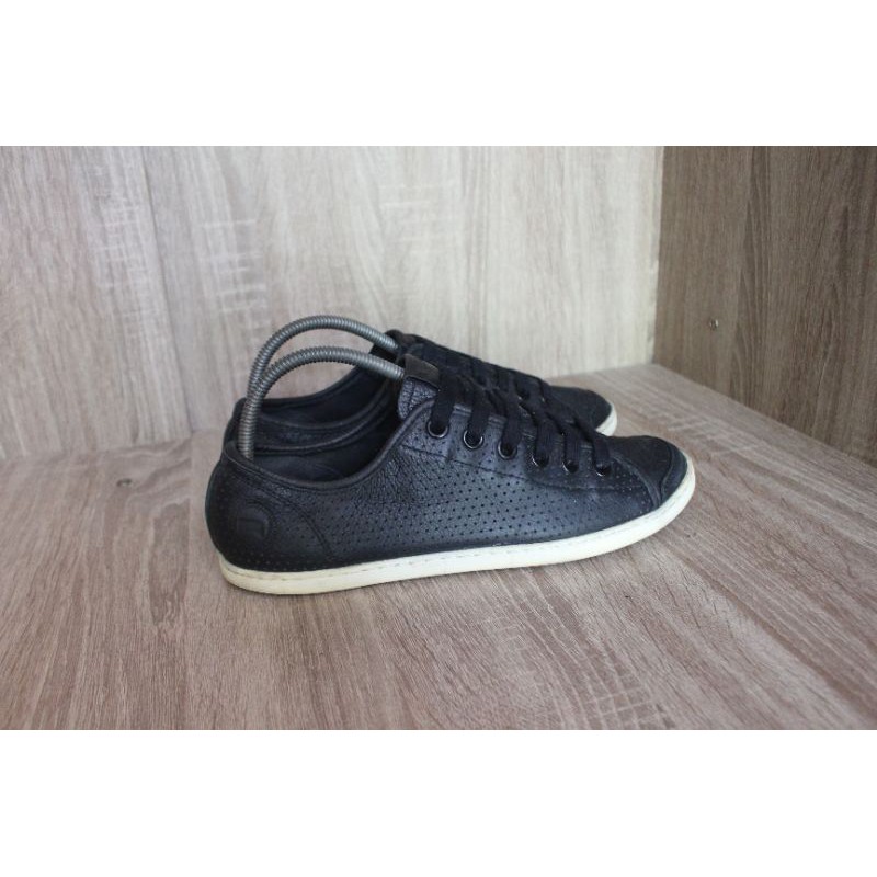 sepatu Camper Second Original
