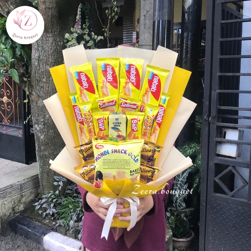 (B13) Buket snack/snack bouquet/bucket snack [INCLUDE: Greeting card+packing]