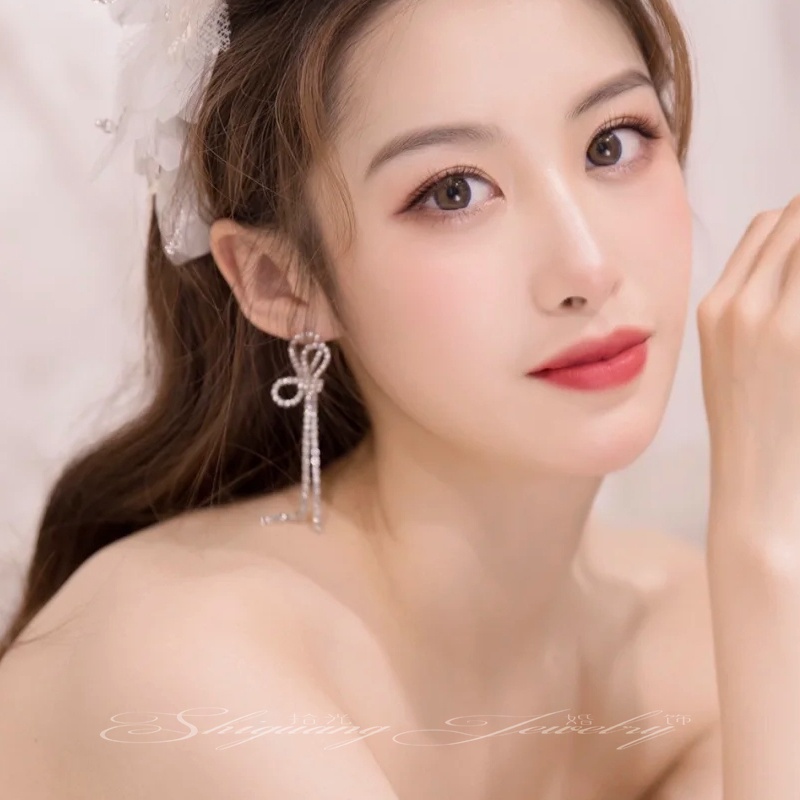 Anting Berpohon Busur Berlian Berkilau Aksesoris Telinga Pesta Korea Wanita