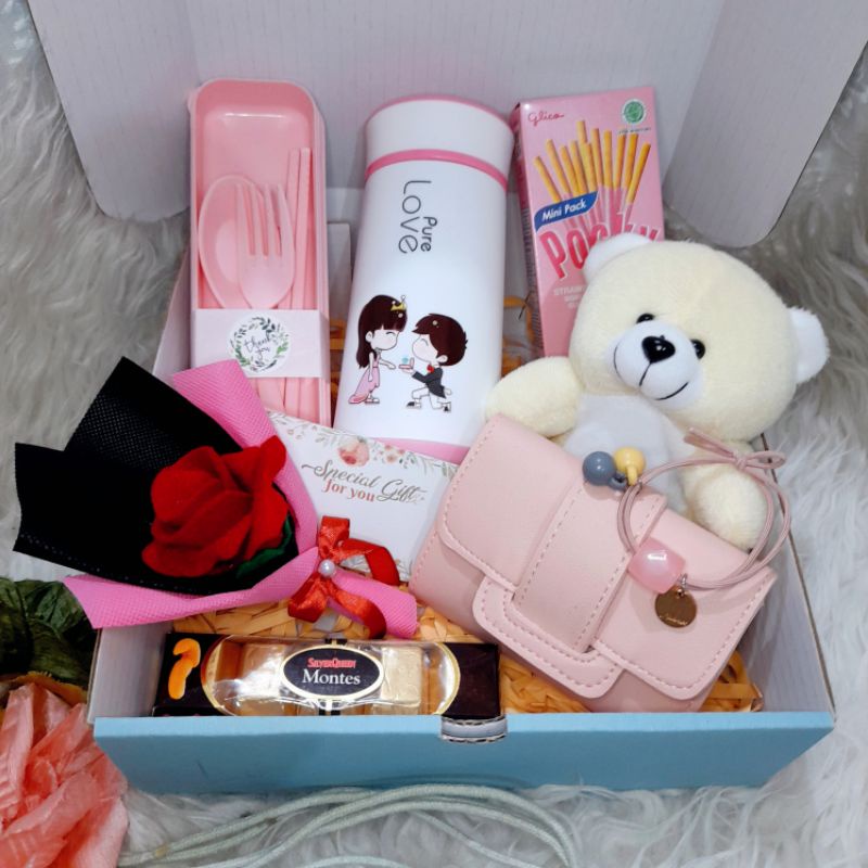 c2) Hampers Cewek Gift Box Boneka Beruang Teddy Bear Bingkisan Kado Ulang Tahun Sahabat Ultah Anak Hadiah Wisuda Anniversary Graduation Kado Bestie