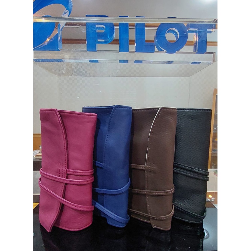 

PILOT PENSEMBLE ROLL CASE / TEMPAT PEN PSR5-01-B-EX
