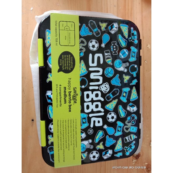 smiggle happy Bento box medium