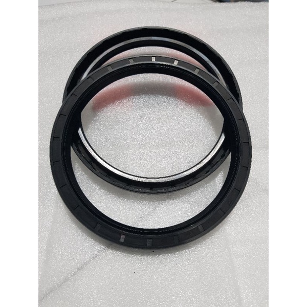 

Oil Seal Tc 7"×8"×1/2" ( 177,82×203,2×12,7mm) Taiwan