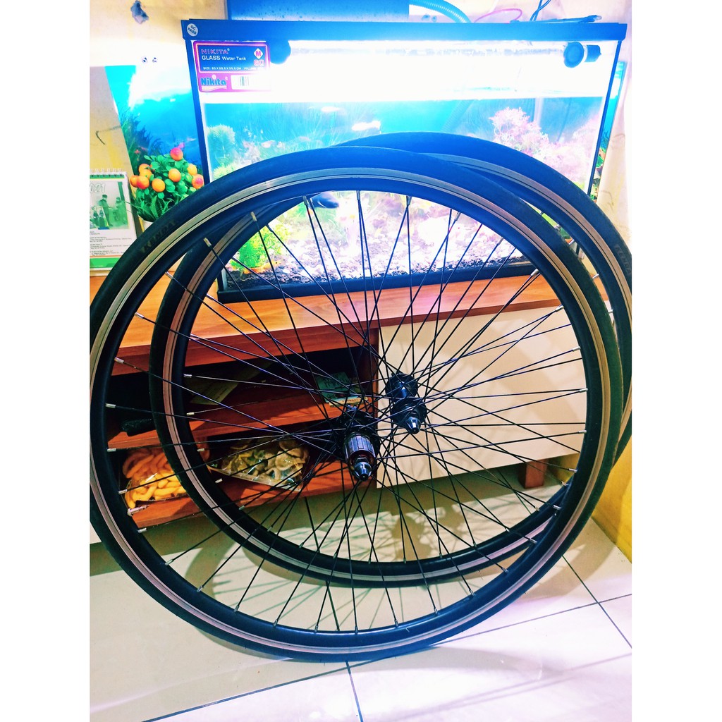 Wheelset 700x23c
