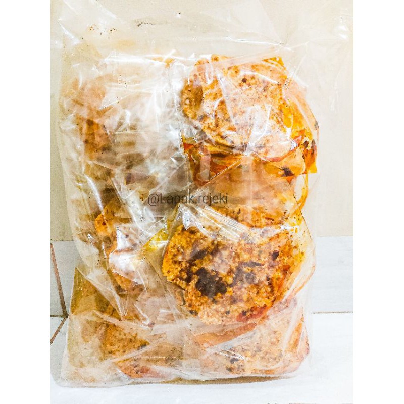 

Kerupuk Opak Khas Selatpanjang Belakang Swalayan99 isi 20bungkus / Kripik Opak Talas dan Ubi khas Selat Panjang /Keripik Belakang Swalayan 99 / Opak 99 / Gurih / Keripik Talas