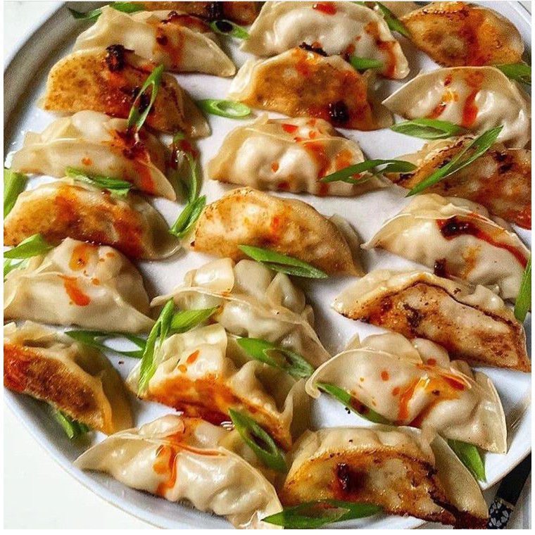 

Gyoza Ayam / Udang Premium isi 10 / Frozen Food / Makanan Beku