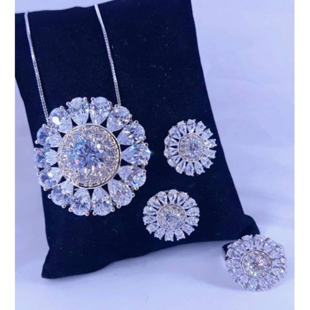 Set replika berlian eropa