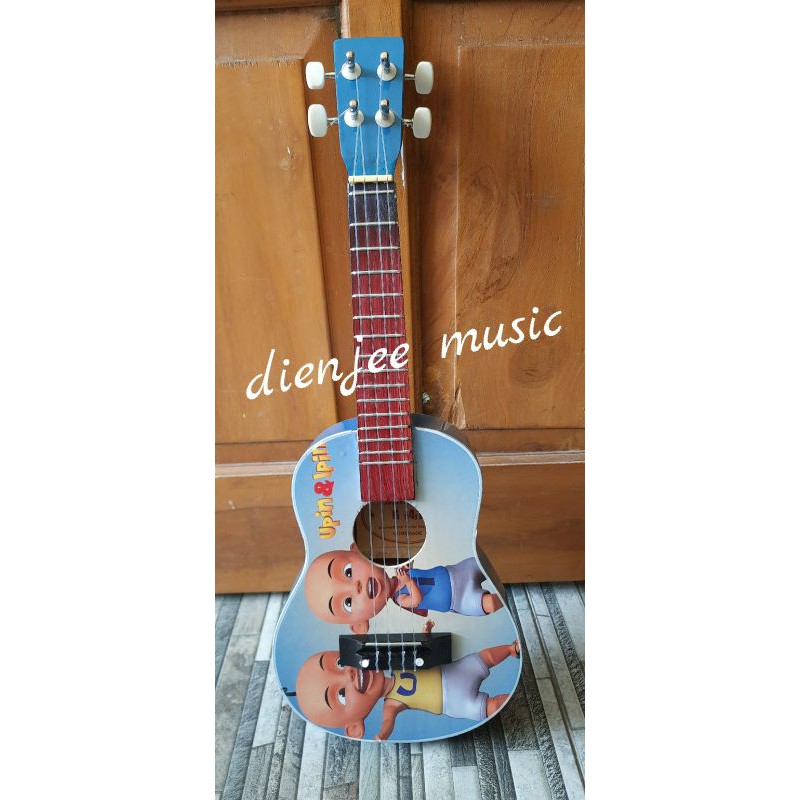 Ukulele/gitar ukulele motif karakter kartun upin ipin/kentrung/kado