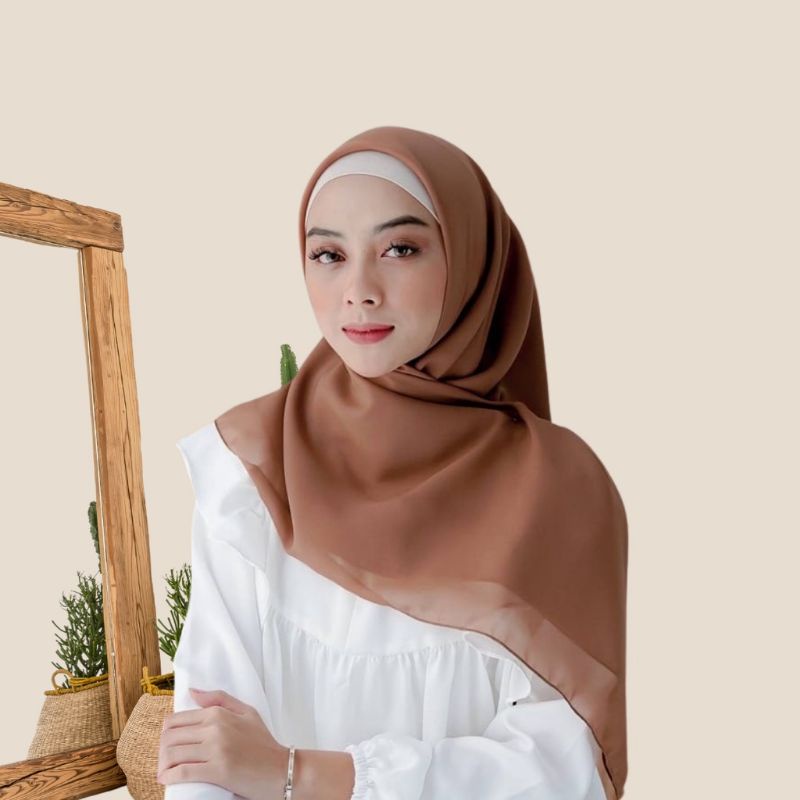 hijab segi empat/bella laser/khimar bella/jilbab bella/kerudung bella/hijab bella polycottoon lasercut 110x110-Karamel