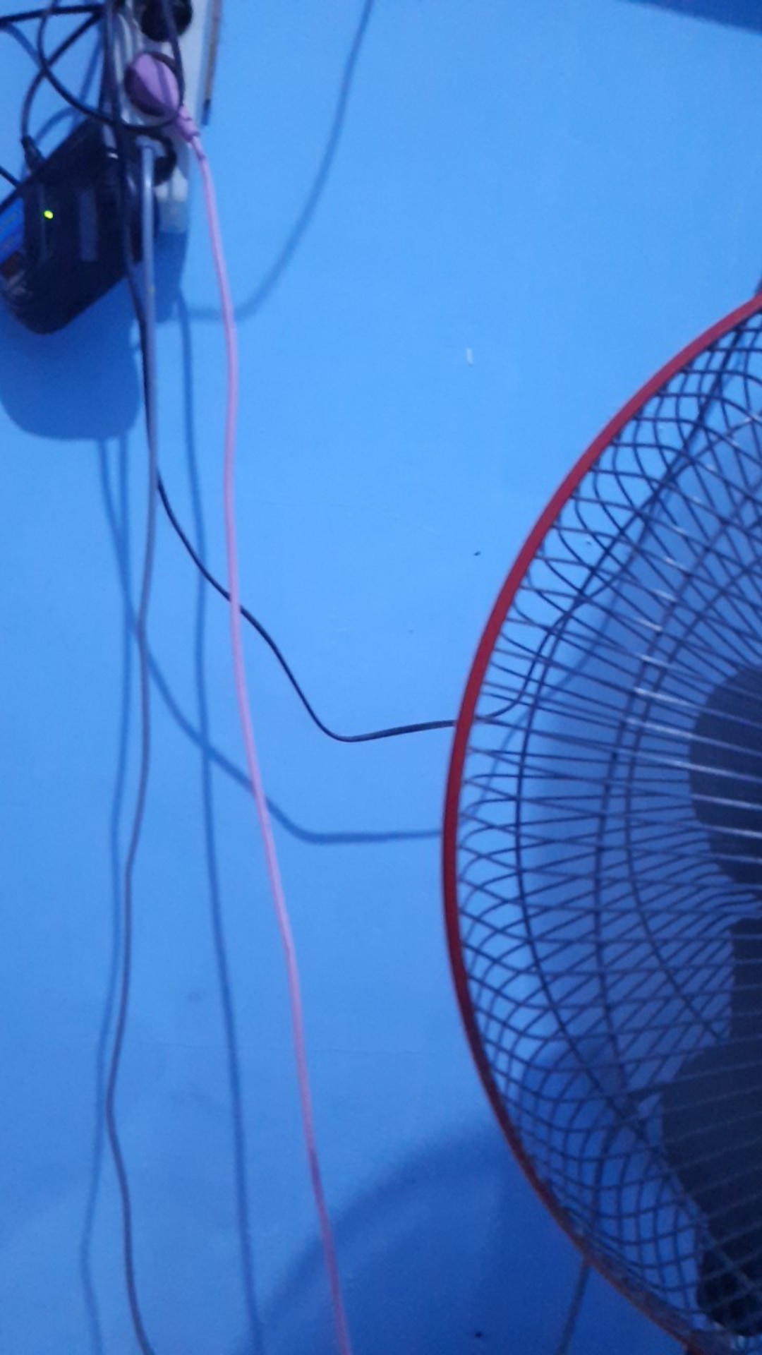 Box Mika Asbak/ Visin 12x12x2