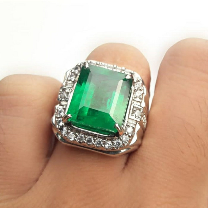 Cincin batu permata jamrud zambia