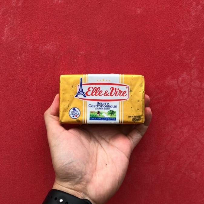 

Cuci Gudang Awal Tahun Butter Unsalted | Mentega Tawar | Elle & Vire 200gr Cuci Gudang Awal Tahun