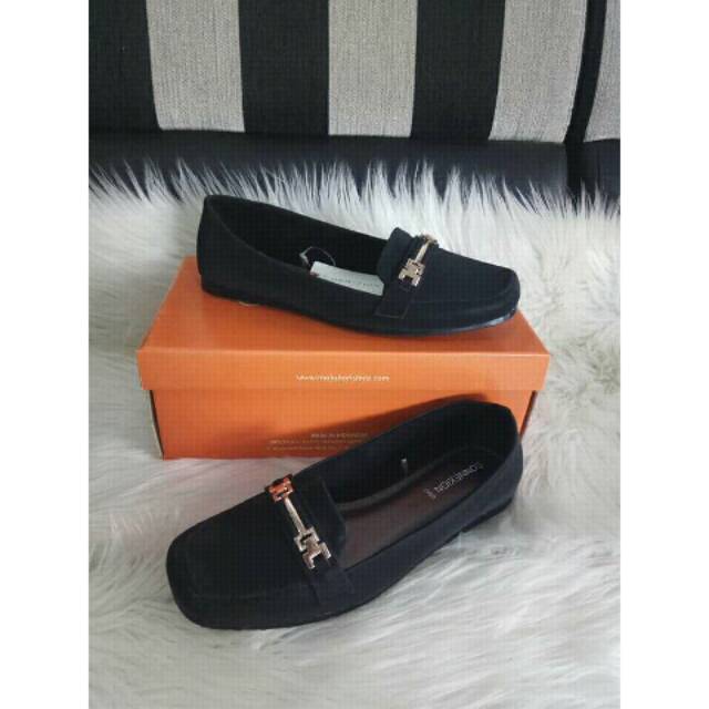 CONNEXION sepatu wanita