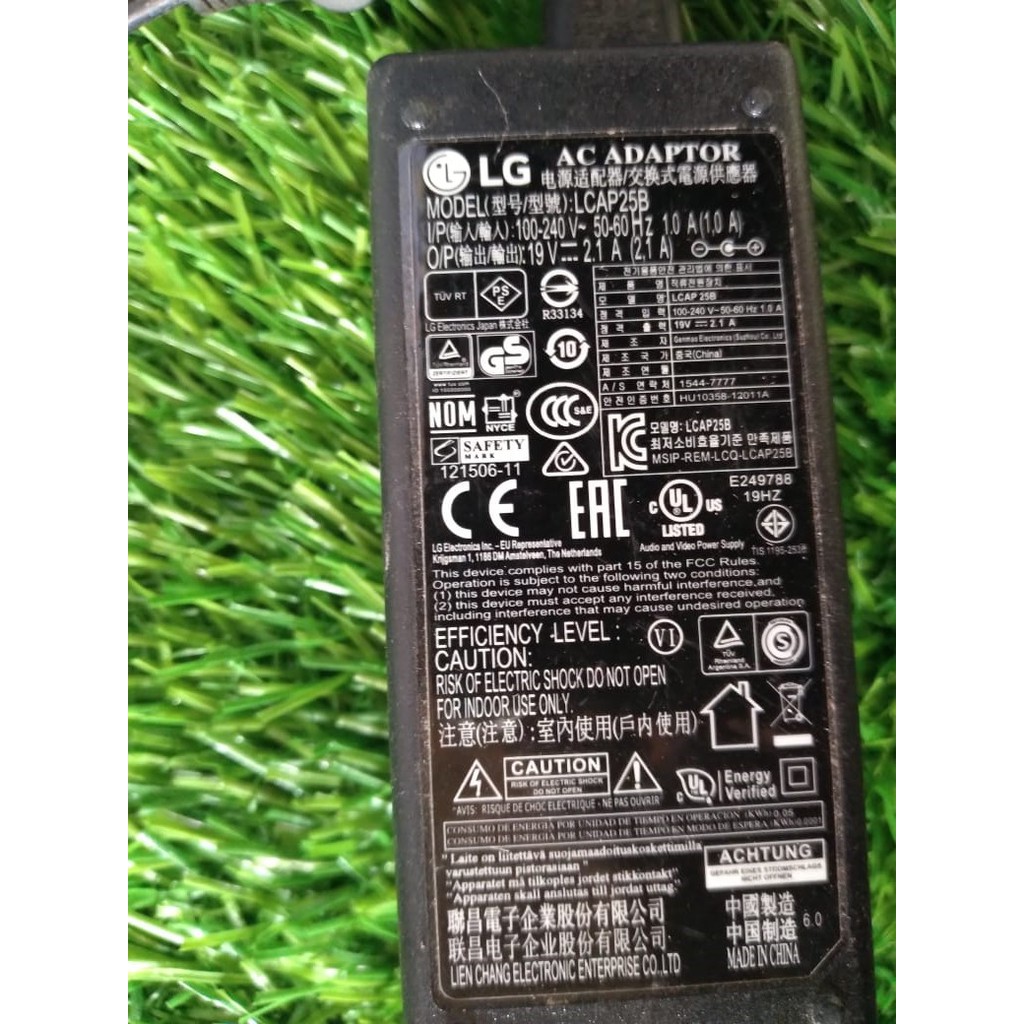 Adaptor LED LCD Monitor  TV LG 19V 2.1A  Jarum lg lcap25b bekas ori normal