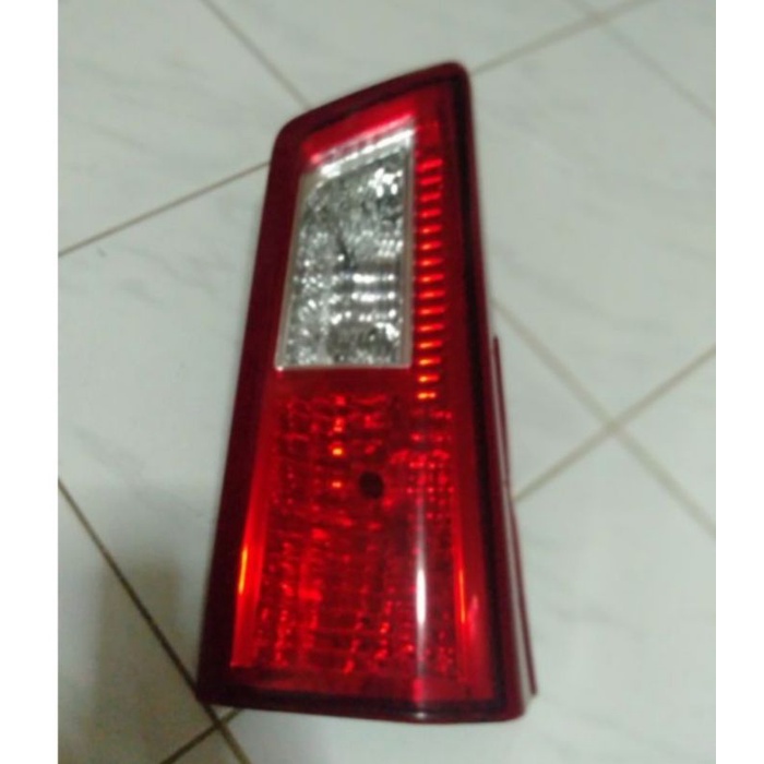 LAMPU STOP BEGASI BAGASI INNOVA REBORN / VENTURER ORIGINAL