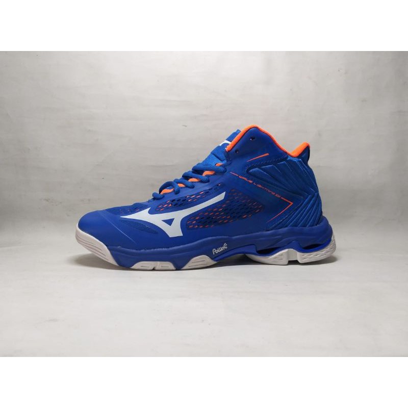 sepqtu voli mizuno wave lightning z5 mid sepatu volly volley mizuno wave lightning z5 mid