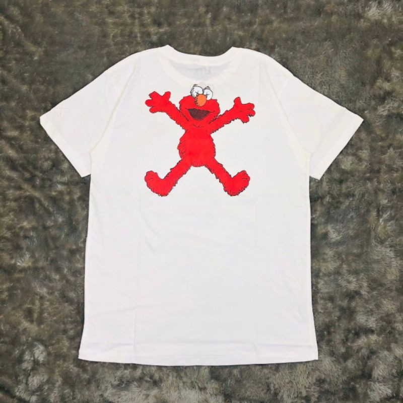 TSHIRT KAOS BAJU UNIQLO X SESAME STREET ELMO WHITE LIKE ORI