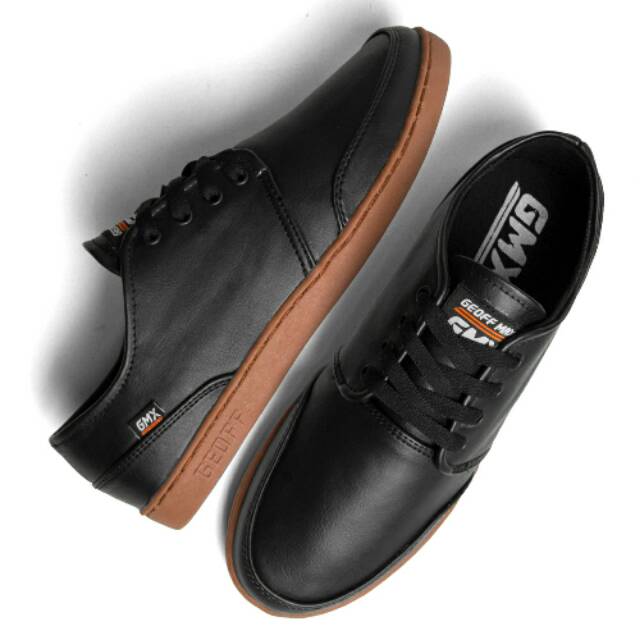 Sepatu Kulit Kets Sneakers AUTHENTIC LEATHER BLACK GUM Geoff Max Original