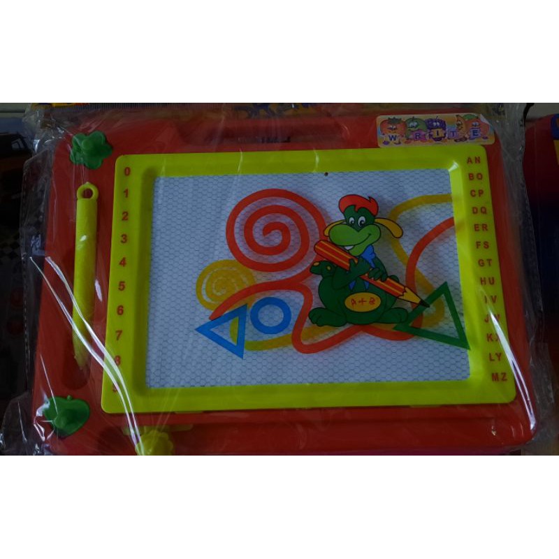 

mainan papan tulis