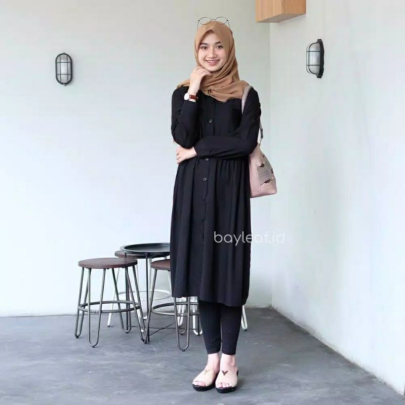 Tunik Kancing bahan Rayon Premium di atas Uniqlo