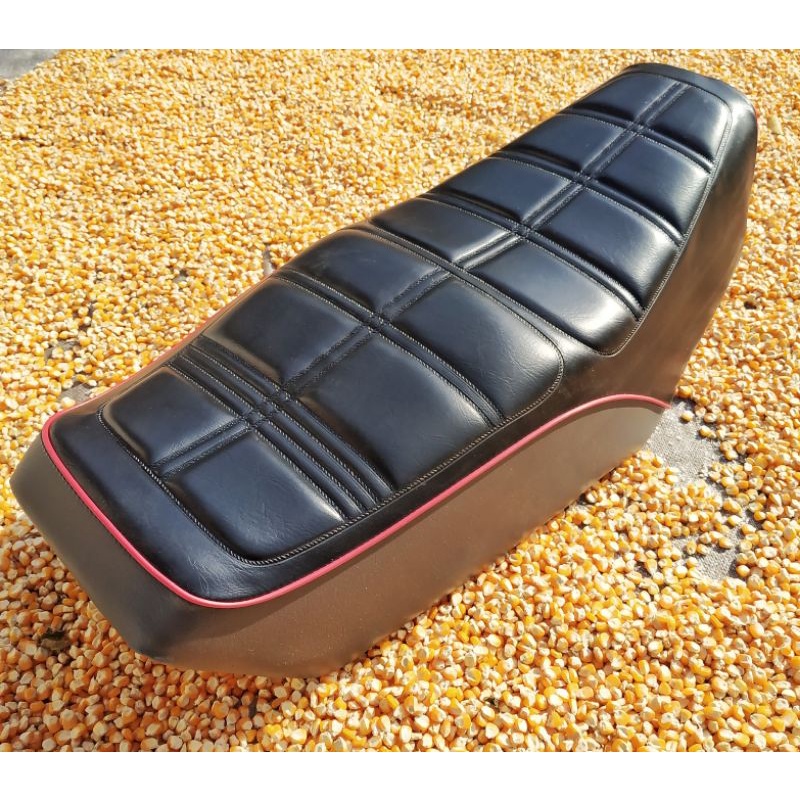 jok Yamaha RX King motif tahu timbul Sedel RX King tahu timbul