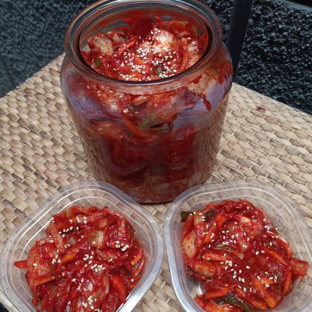 

Fresh Kimchi 150 gram makanan khas korea HALAL