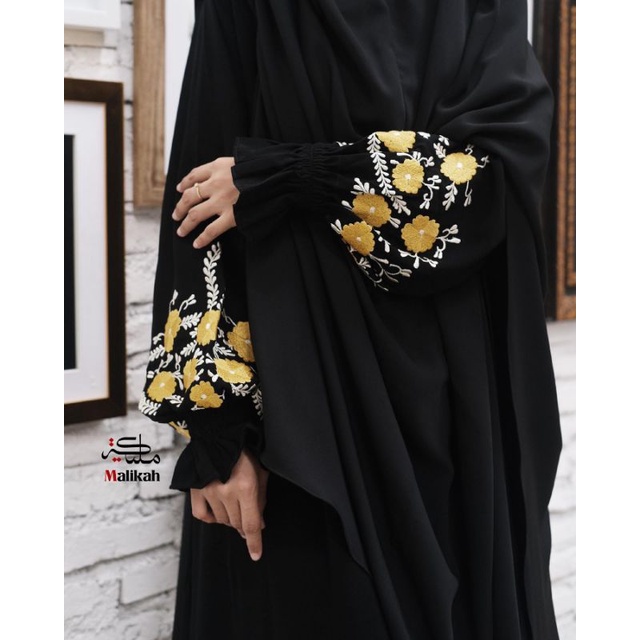 Abaya Fairuz Black-Gold by Malikah