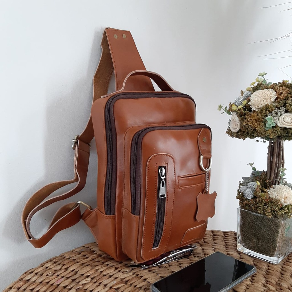 Tas Slingbag Selempang Dada Punggung Pria 100% Kulit Asli Full Up Keren Modis Elegan Anti Air Origin
