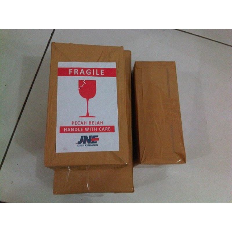 

Packing Aman Rapi Lengkap - Dus Bubble Wrap Lakban Menyeluruh - Packing Safety - Packing Standar