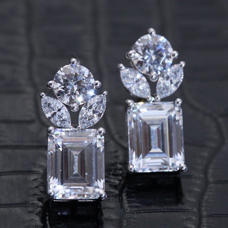 Fresh Style Stud Earrings For Girls Shiny Crystal Cubic Zirconia Fashion Women Earrings High Quality Silver Color Jewelry