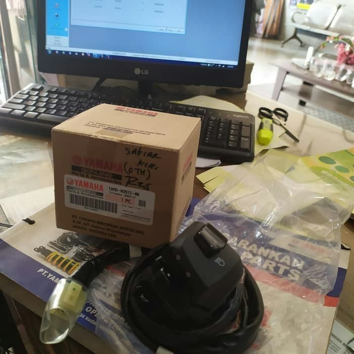 Saklar kiri yamaha R25 Original YGP