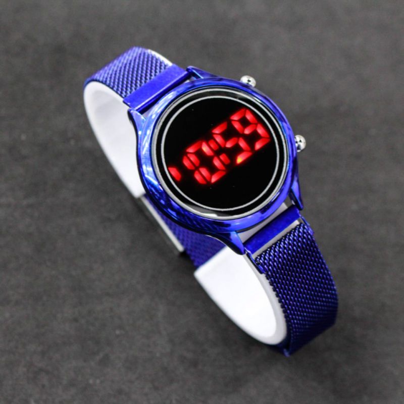 Jam Tangan Wanita LED Watch Digital Circle Convex Rantai Magnet Mesh