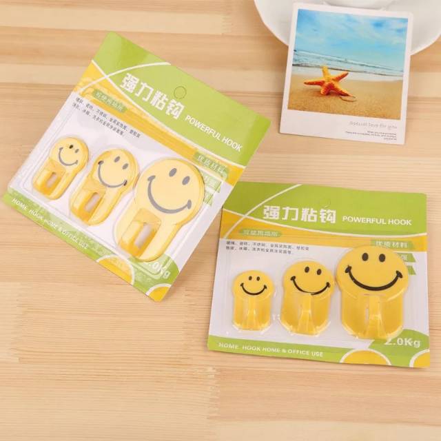 gantungan hook smiley isi 3pc /gantungan hook