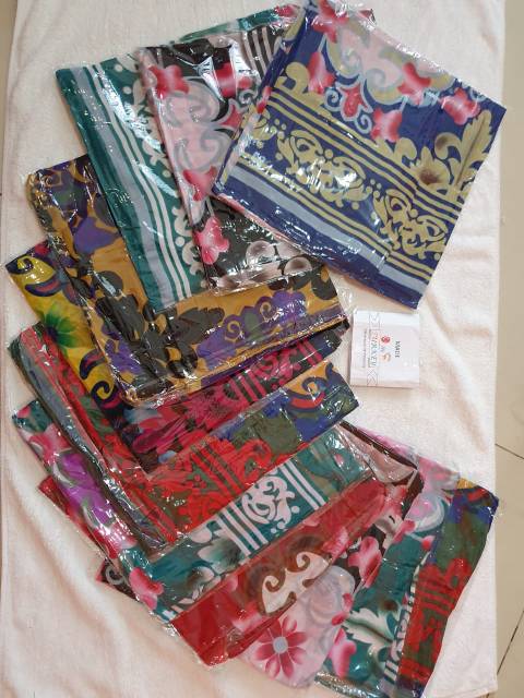 Flash sale Pasmina import /pasmina hijab dewasa segiempat