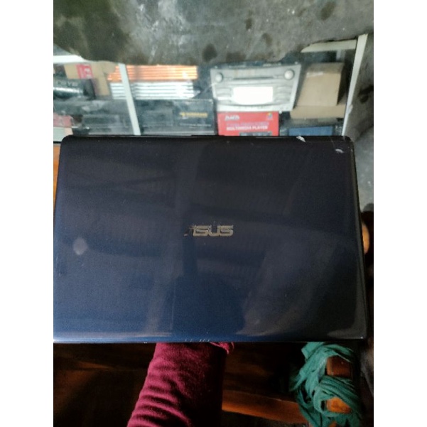 ready note book asus masih original
