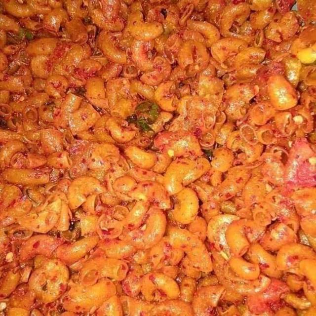 

MAKARONI bumbu seblak exstrapedess khas gumulung