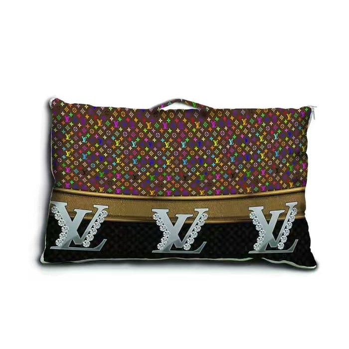 Balmut Fata Lv