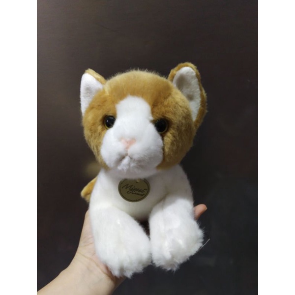 Boneka kucing Red tabby Lying