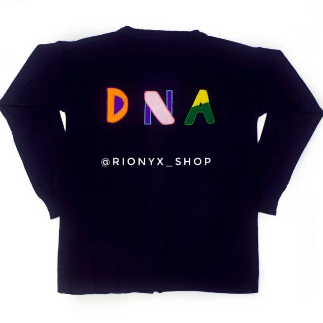 BTS POP UP STORE - CARDIGAN DNA UNOFFICIAL