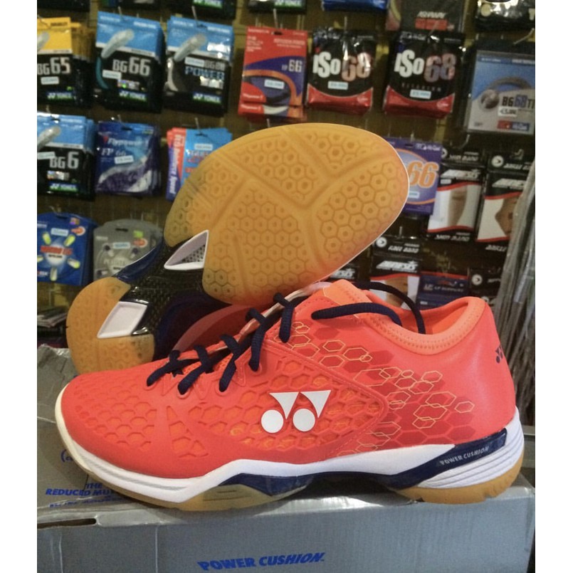 Sepatu YONEX SHB03 ZM coral red