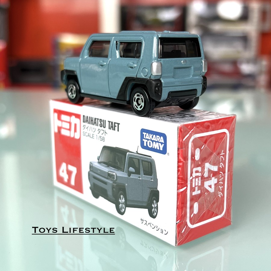 Mobil Tomica Diecast 47 Daihatsu Taft