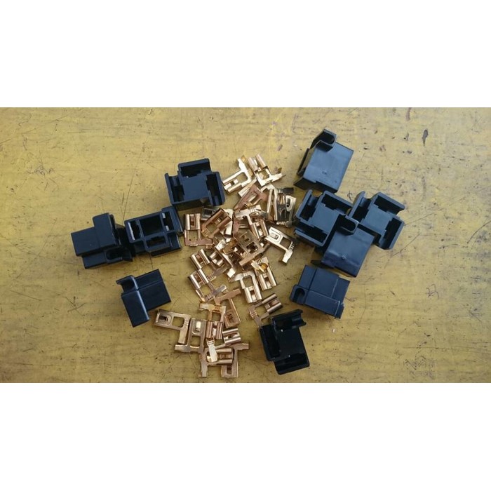 Soket Lampu H4 + terminal Bagus