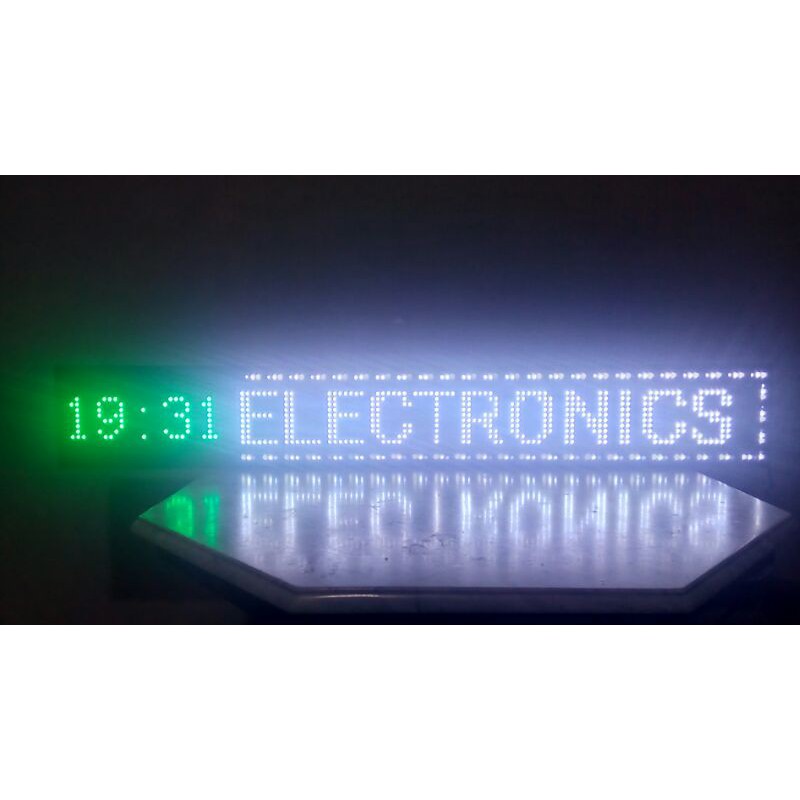 RUNNING TEXT OUTDOOR