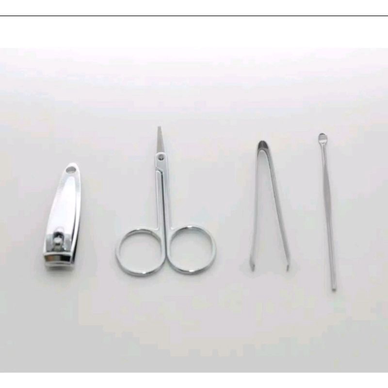 gunting kuku 4 in 1 manicure pemotong kuku