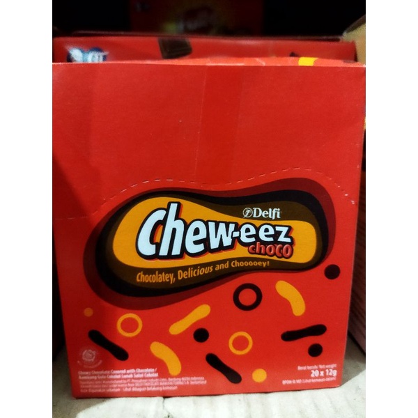 

Delfi Cheweez Chew-eez long chocolate coklat cokelat 20 pc x 12gr BOX / buket snack MURAH