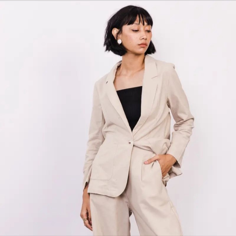 (NEW) - FASHIONTODAY - 8WOOD - Liv Blazer