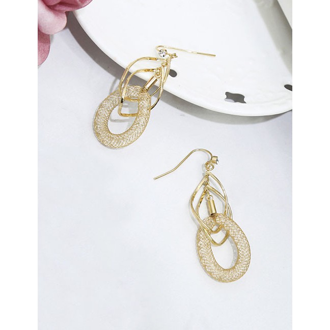 LRC Anting Gantung Fashion Golden Geometric Diamond Mesh Hoop Earrings D69573