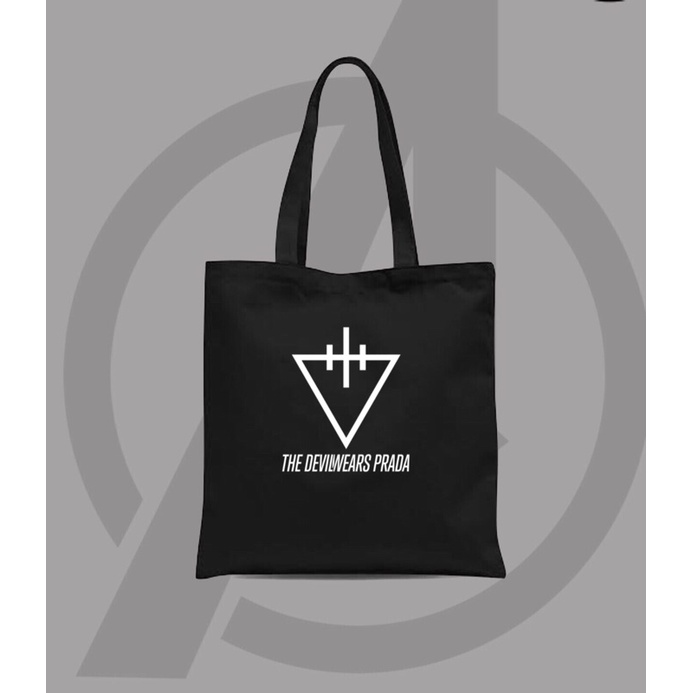 Tas Totebag Custom - The Devil Wars Prada