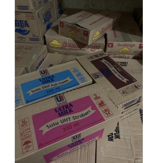 

[PRODUK E76IZ] Ultra Coklat, Strawberry, dan Full Cream 200 ml 1 Dus isi 24 Pcs M8A