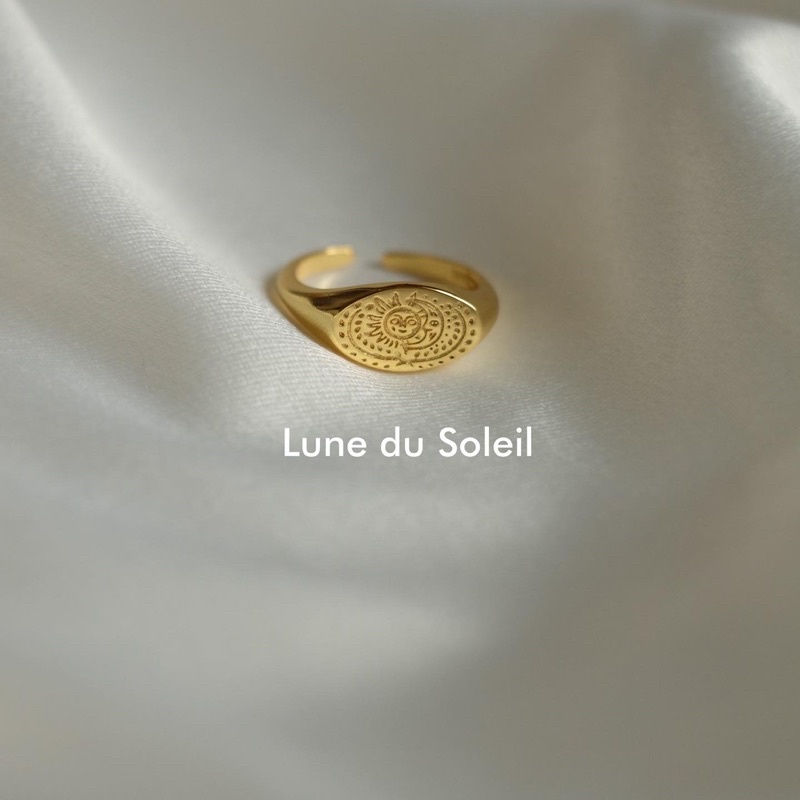 Ark.co - The Signet Ring (Odyssey, Helio, Lune du soleil) cincin statement chunky minimalis
